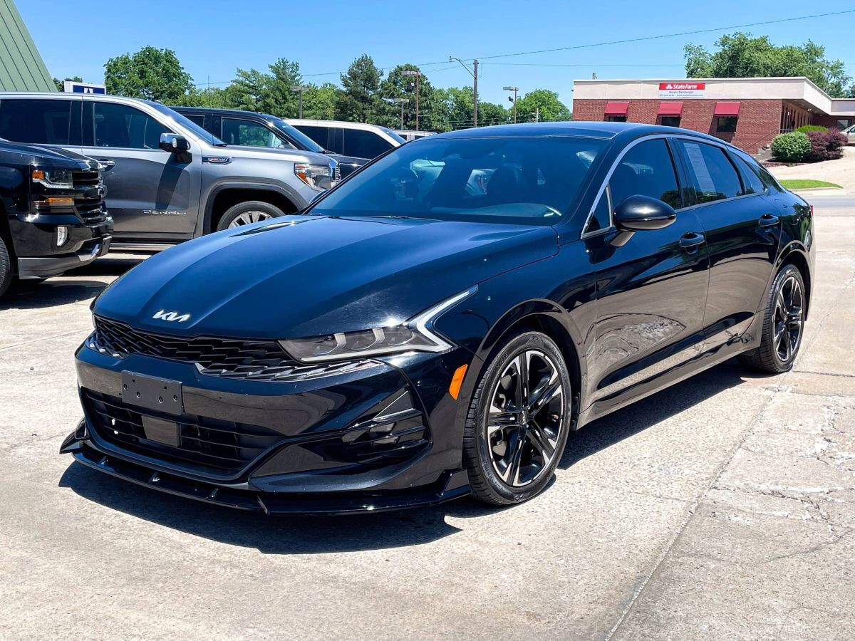 2022 KIA K5