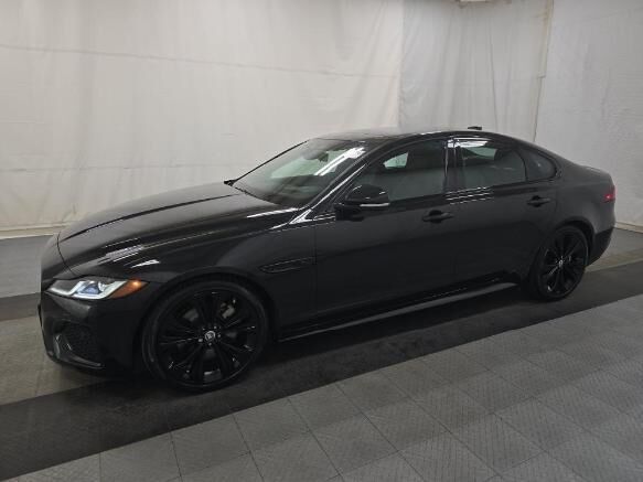 2024 JAGUAR XF