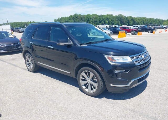 2018 FORD Explorer