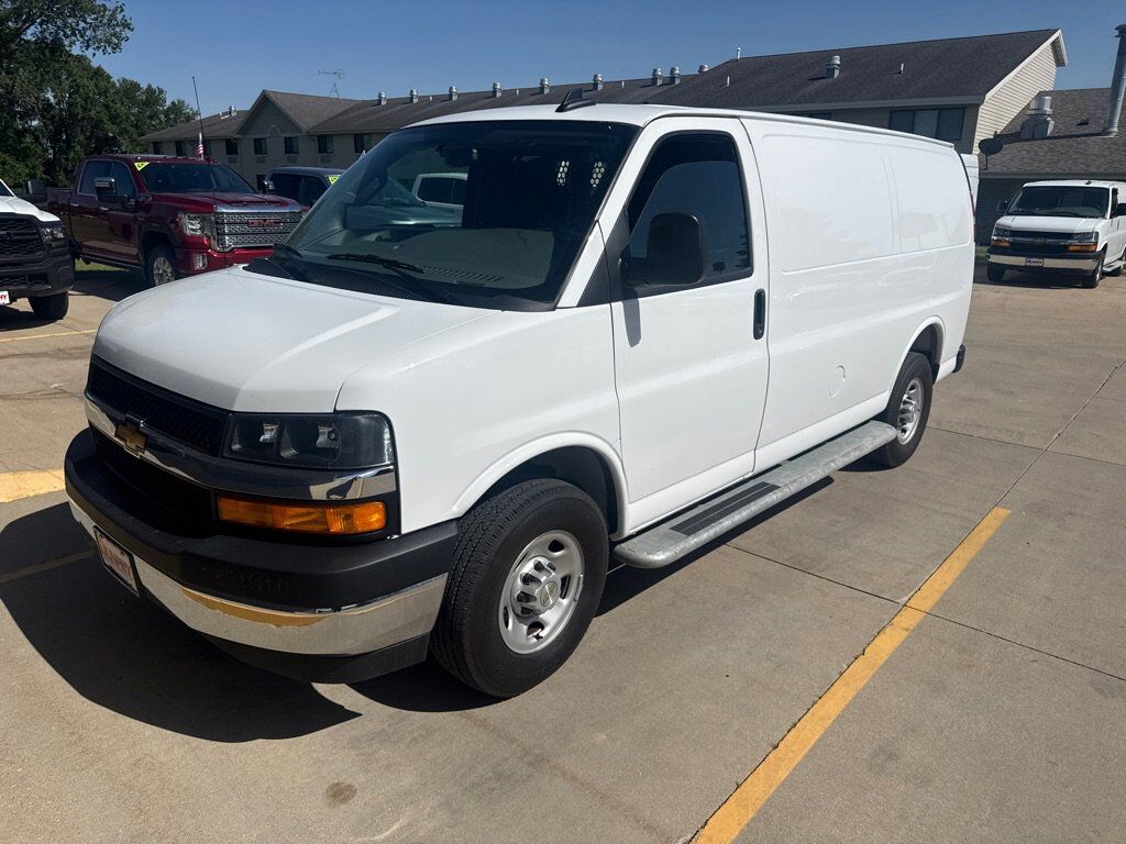 2025 CHEVROLET Express
