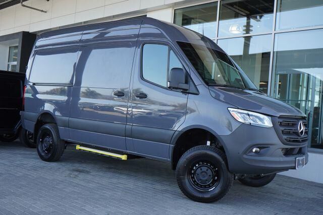 2026 MERCEDES-BENZ Sprinter