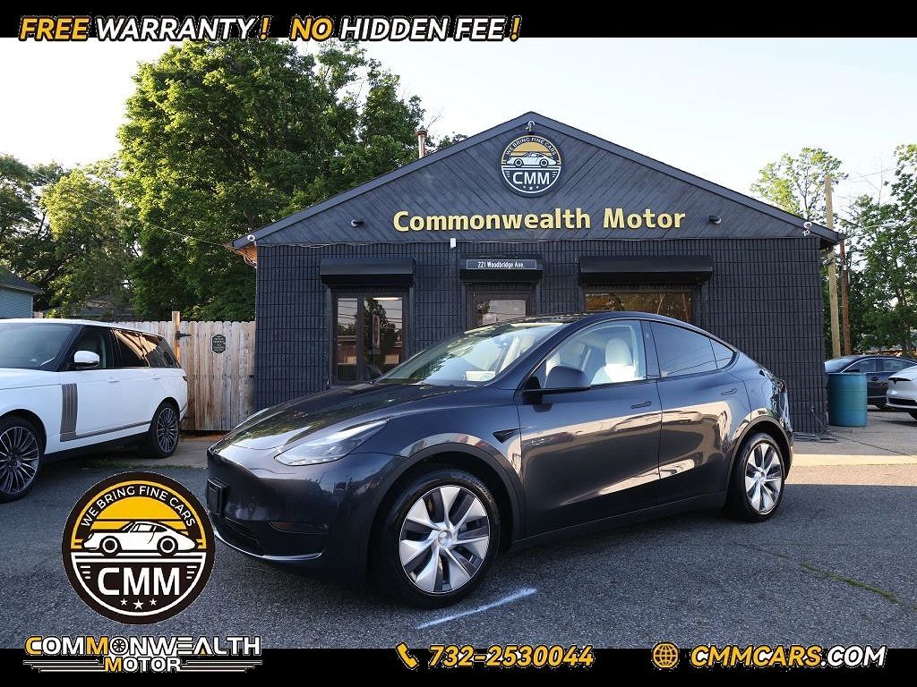 2024 TESLA Model Y