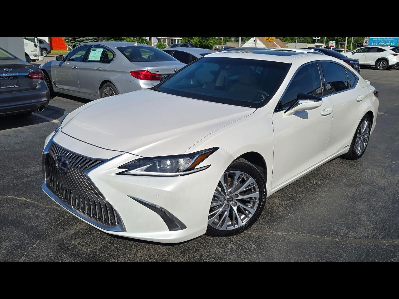 2020 LEXUS ES