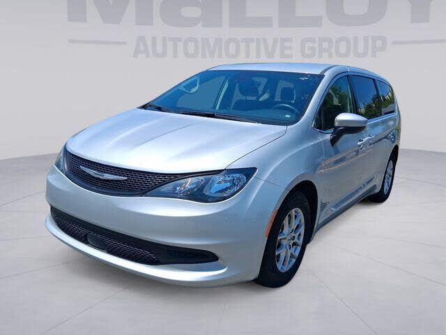 2023 CHRYSLER Voyager