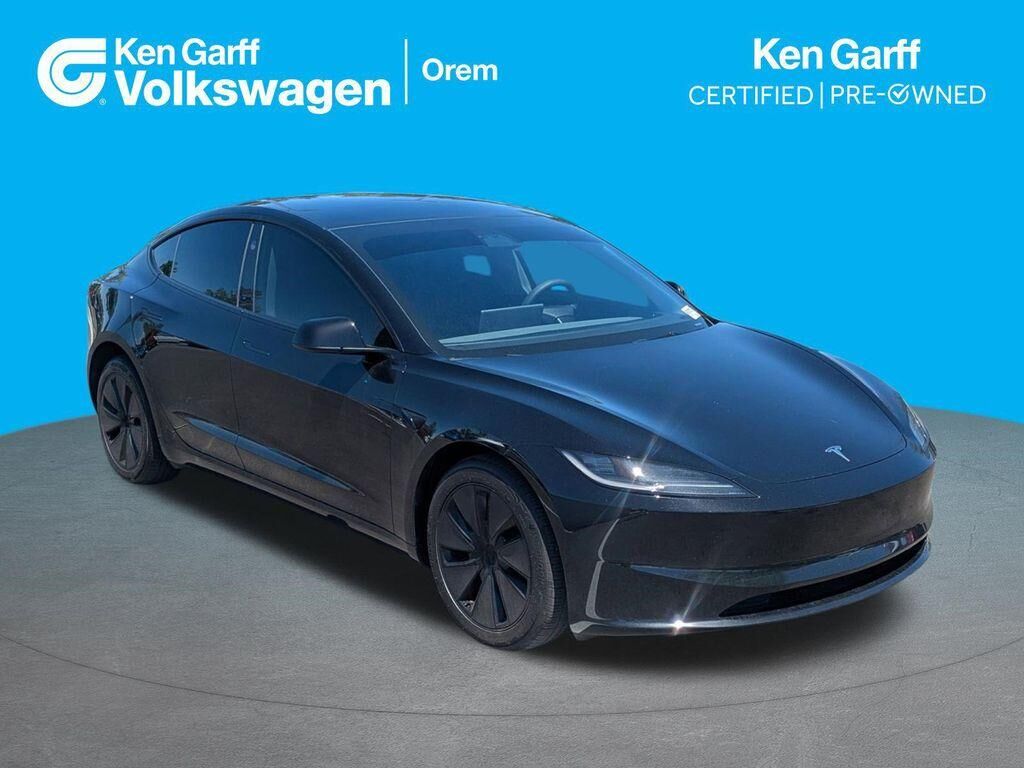 2025 TESLA Model 3