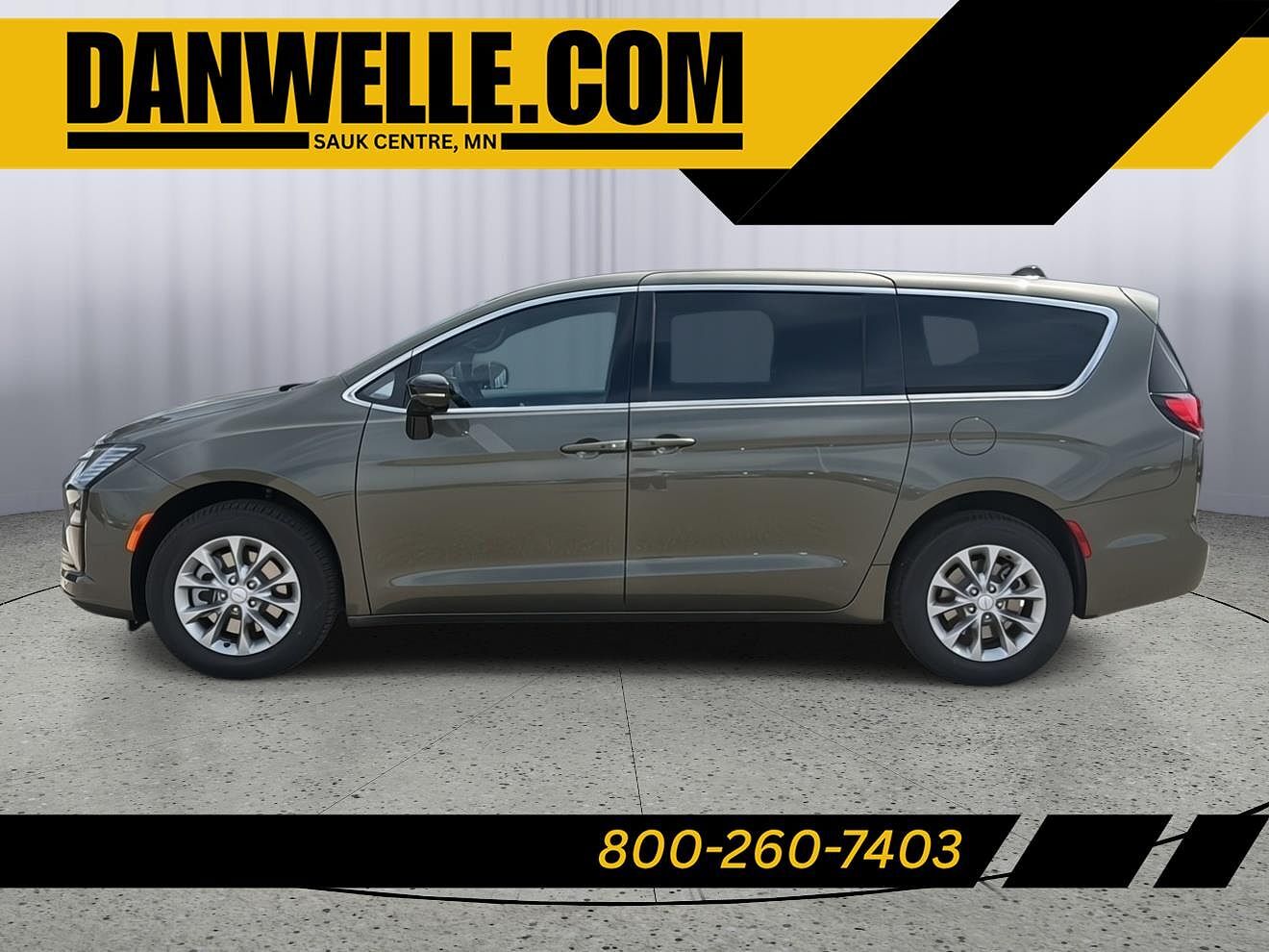 2027 CHRYSLER Pacifica