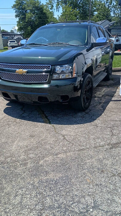2013 CHEVROLET Avalanche