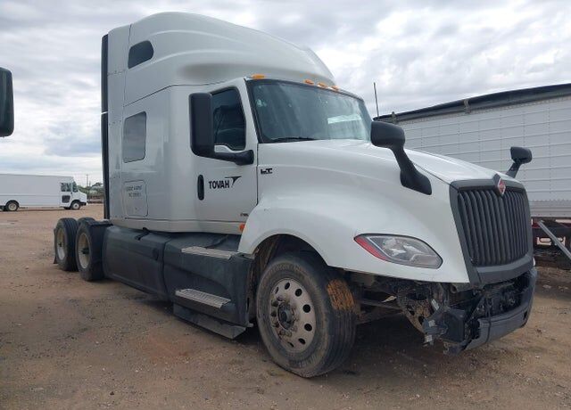 2021 INTERNATIONAL LT625