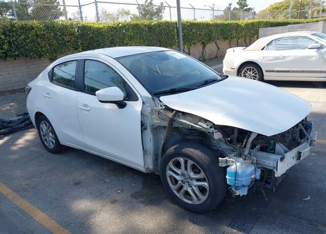 2016 TOYOTA Scion