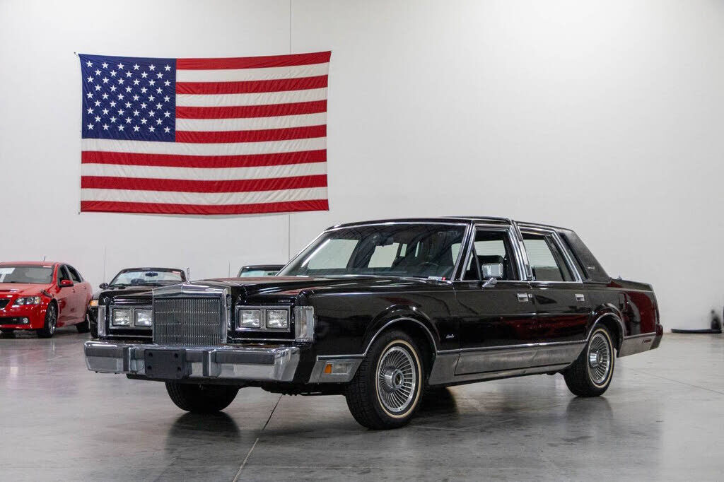 1988 LINCOLN Town Car