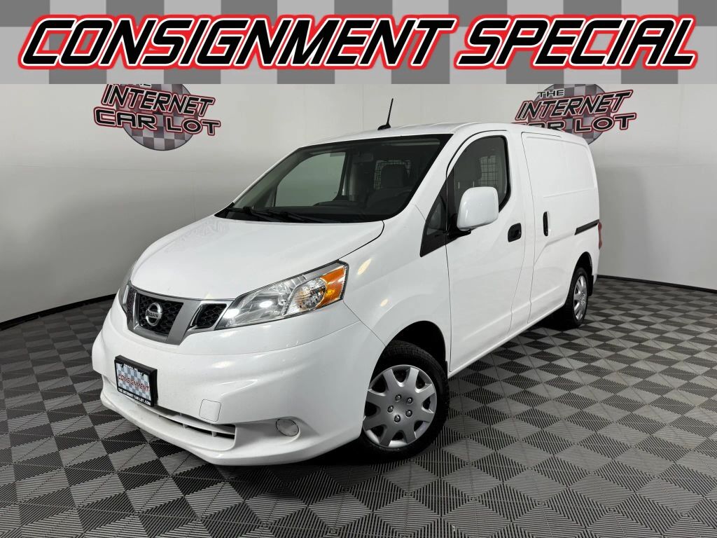 2018 NISSAN NV200