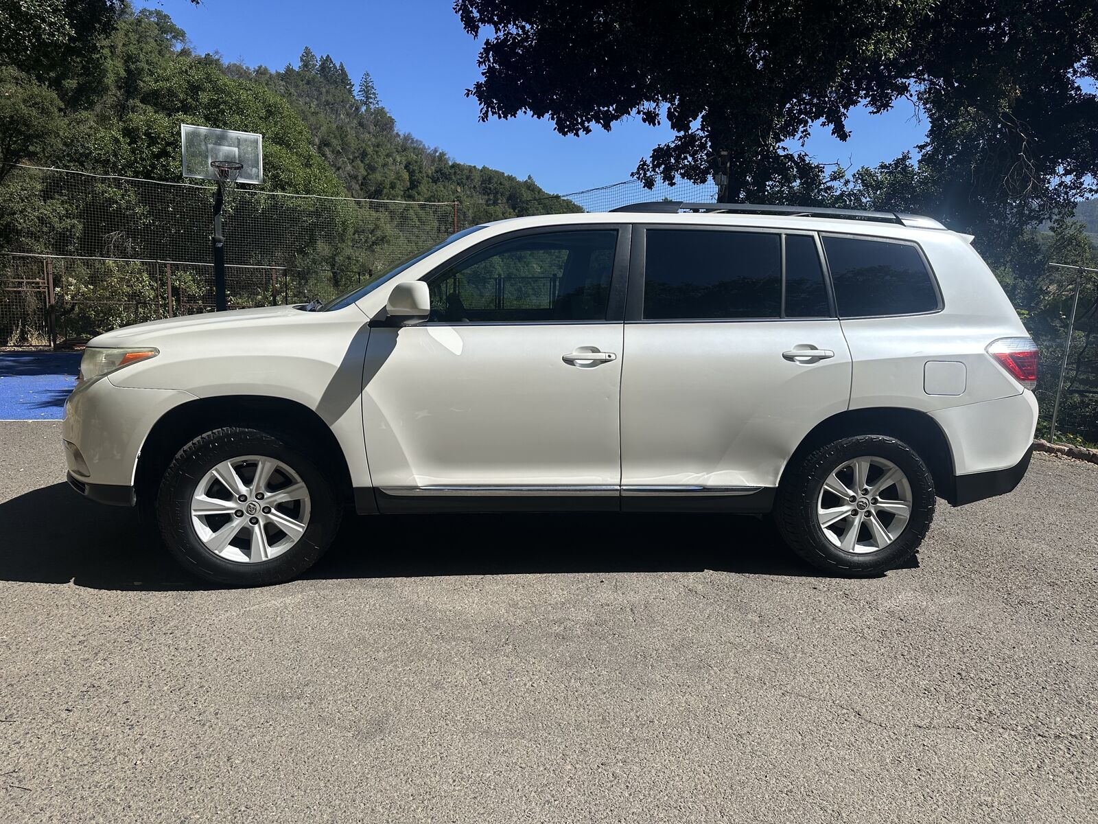 2012 TOYOTA Highlander