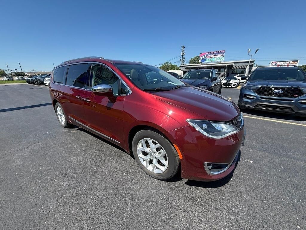 2019 CHRYSLER Pacifica