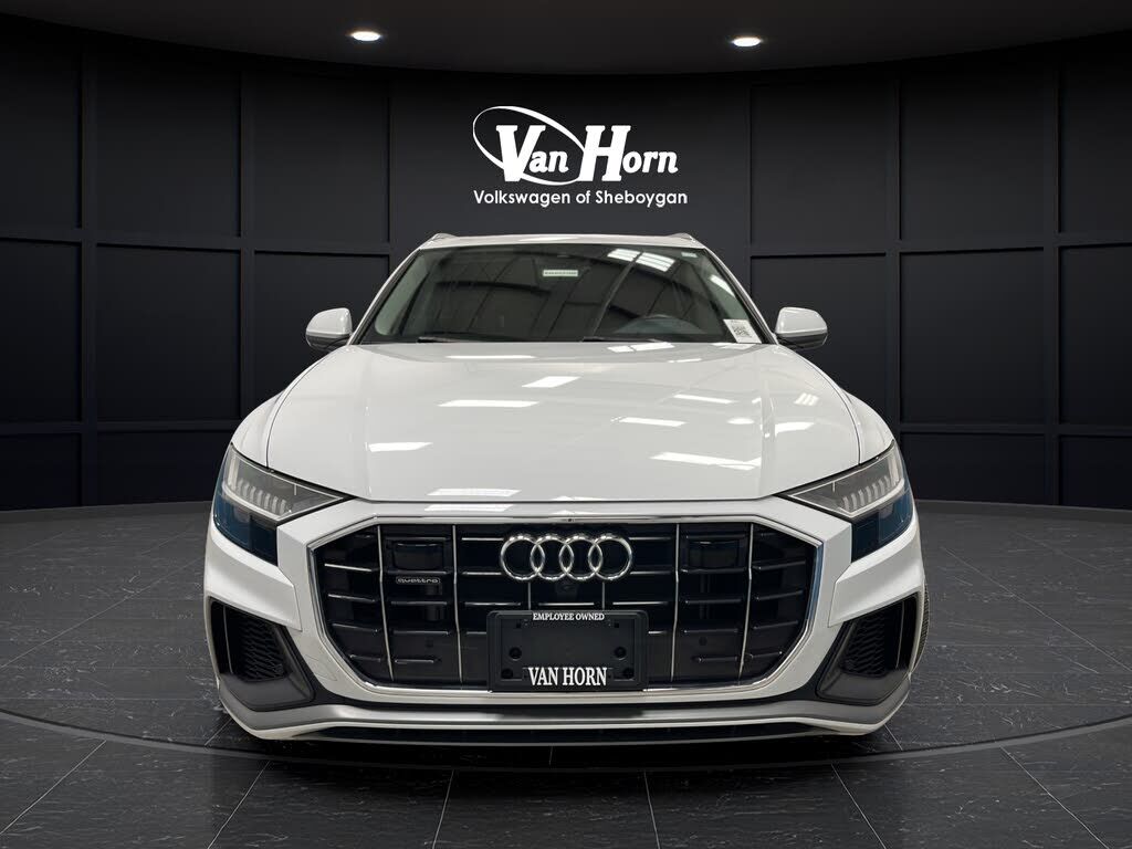 2023 Audi Q8