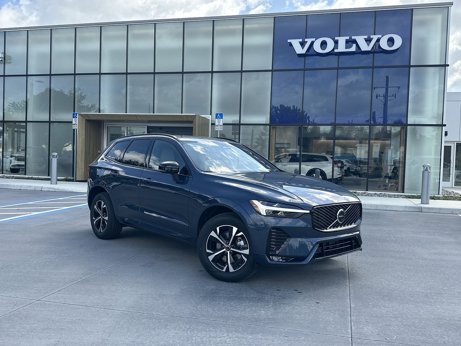 2026 VOLVO XC60
