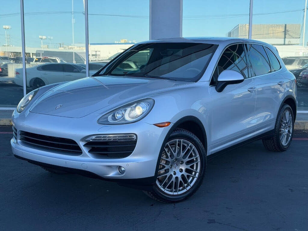 2011 PORSCHE Cayenne