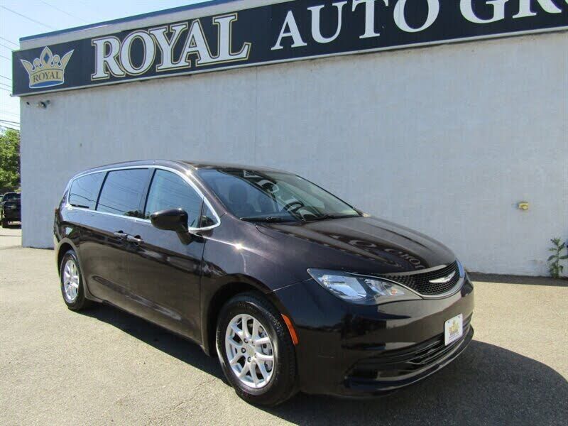 2017 CHRYSLER Pacifica
