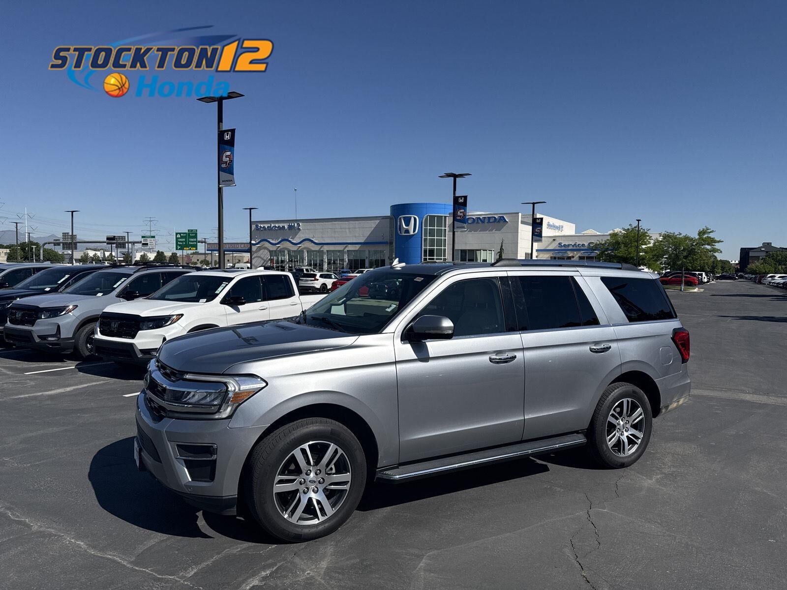 2023 FORD Expedition