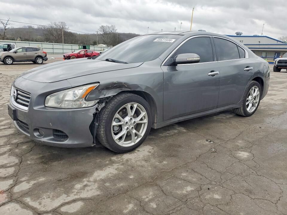 Nissan Maxima