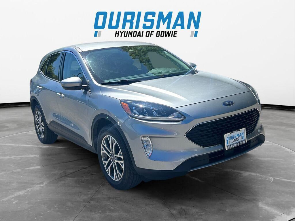 2022 FORD Escape