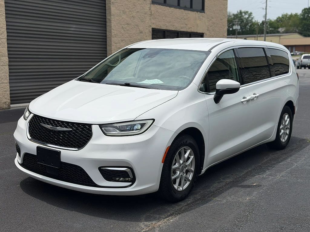 2023 CHRYSLER Pacifica