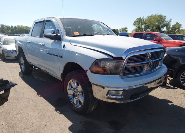 2011 DODGE Ram