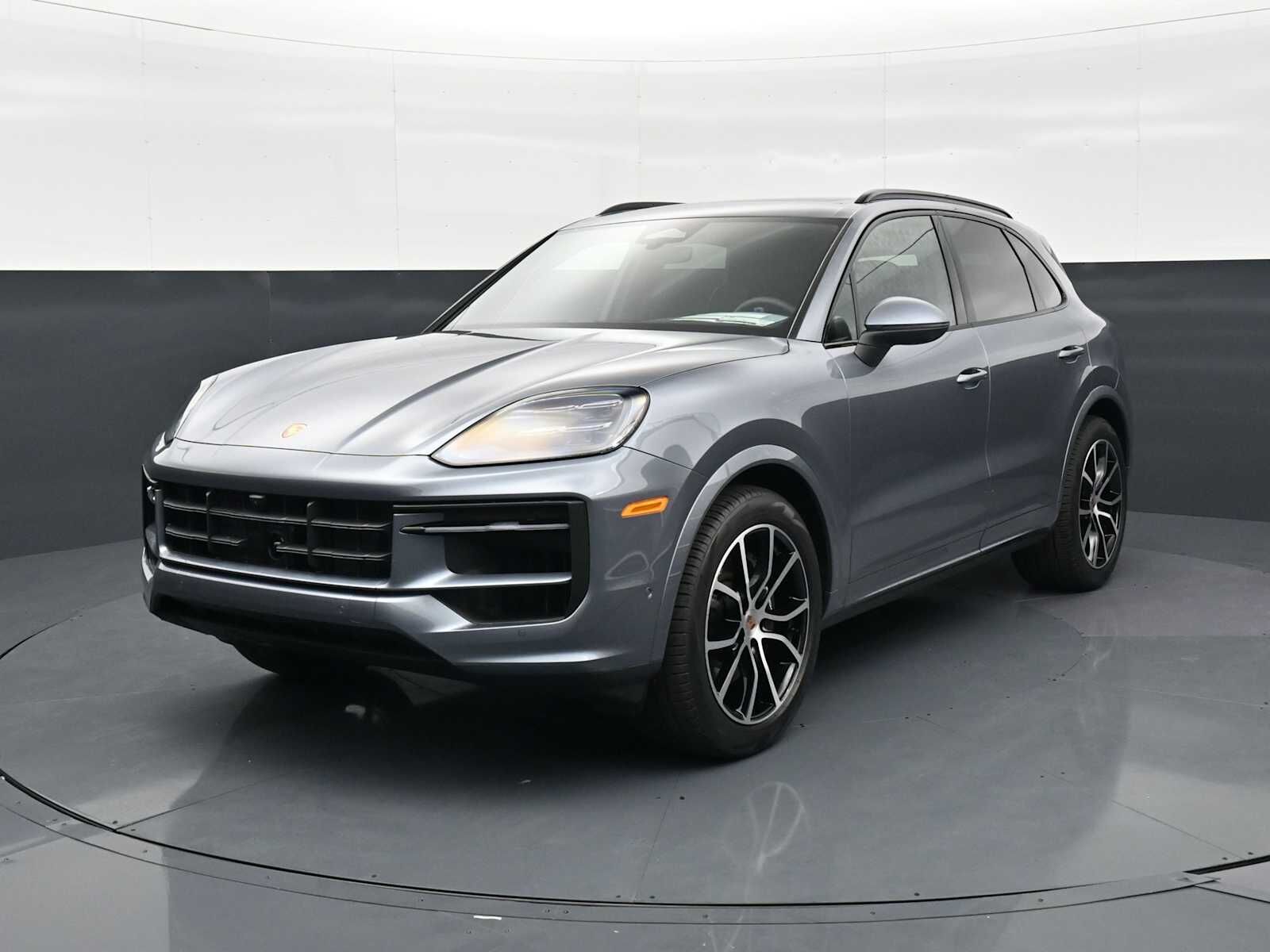 2026 PORSCHE Cayenne