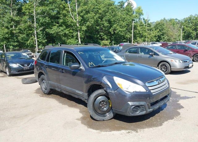 2013 SUBARU Outback