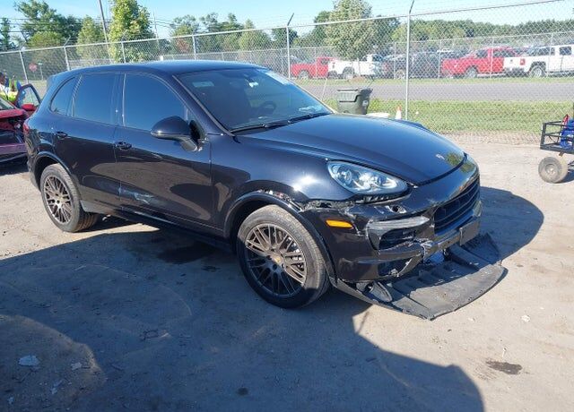 2017 PORSCHE Cayenne