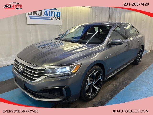 2022 VOLKSWAGEN Passat