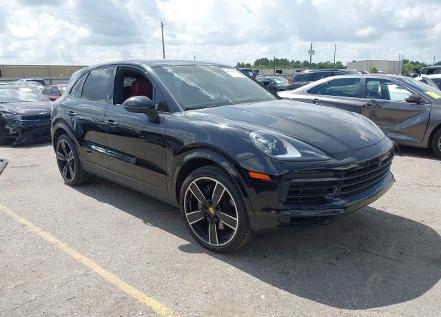 2019 PORSCHE Cayenne