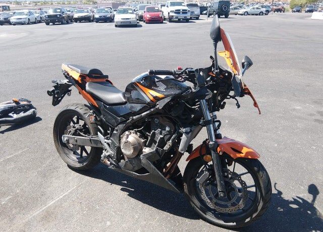 2017 HONDA CB