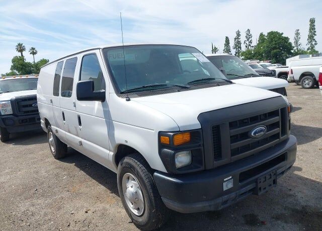 2010 FORD E-250