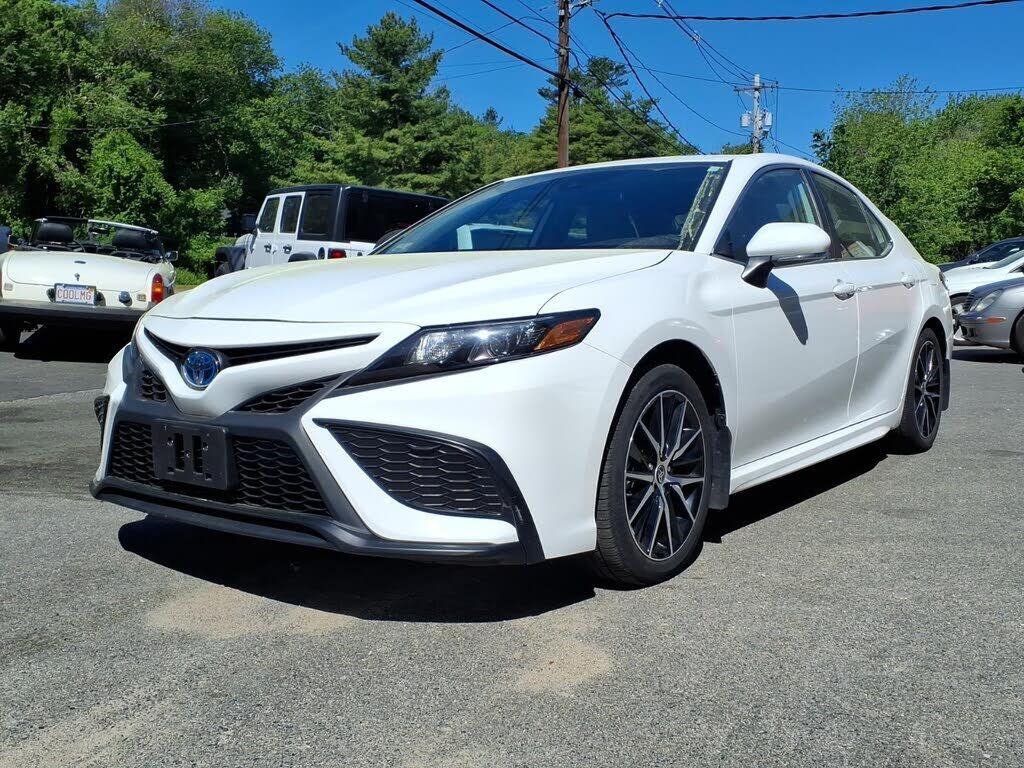 2024 TOYOTA Camry