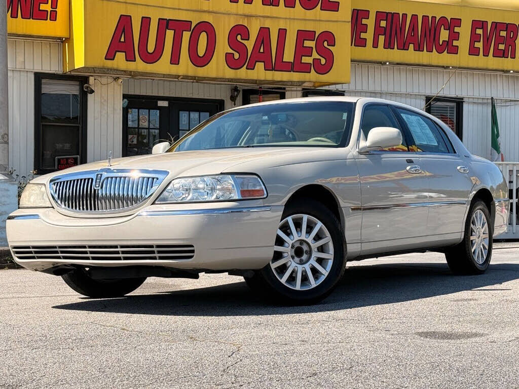 Lincoln Town Car