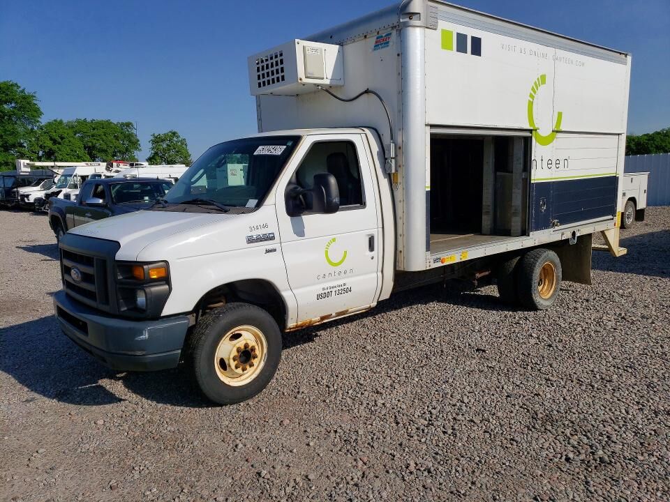 2014 FORD E-450
