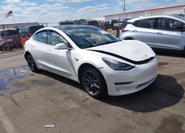 2020 TESLA Model 3