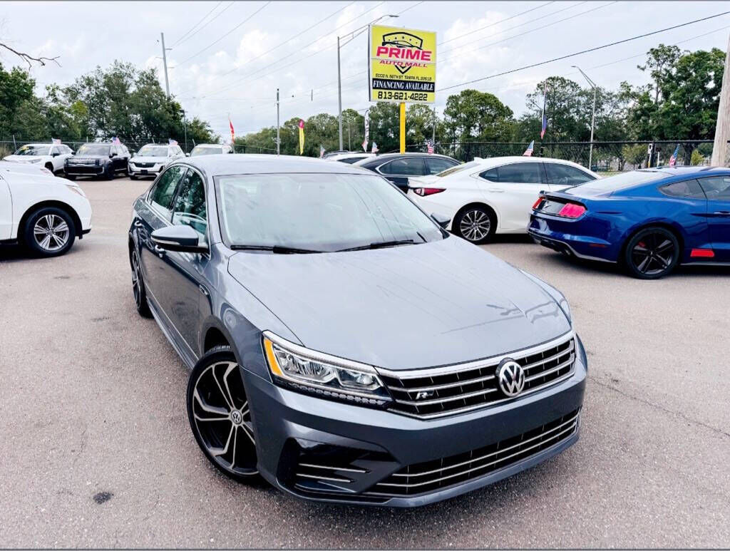 2017 VOLKSWAGEN Passat