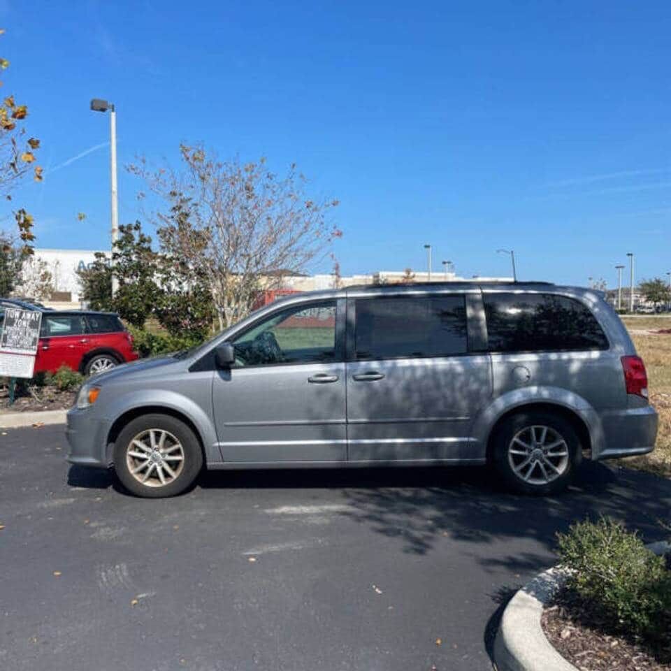 2016 DODGE Grand Caravan