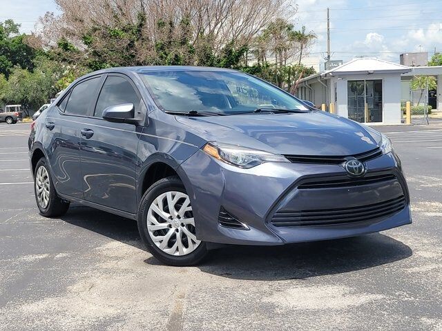 2018 TOYOTA Corolla