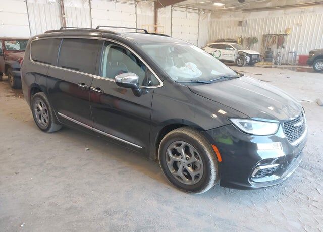 2022 CHRYSLER Pacifica