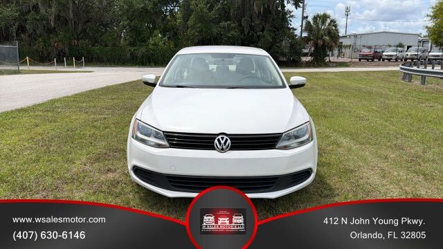2011 VOLKSWAGEN Jetta