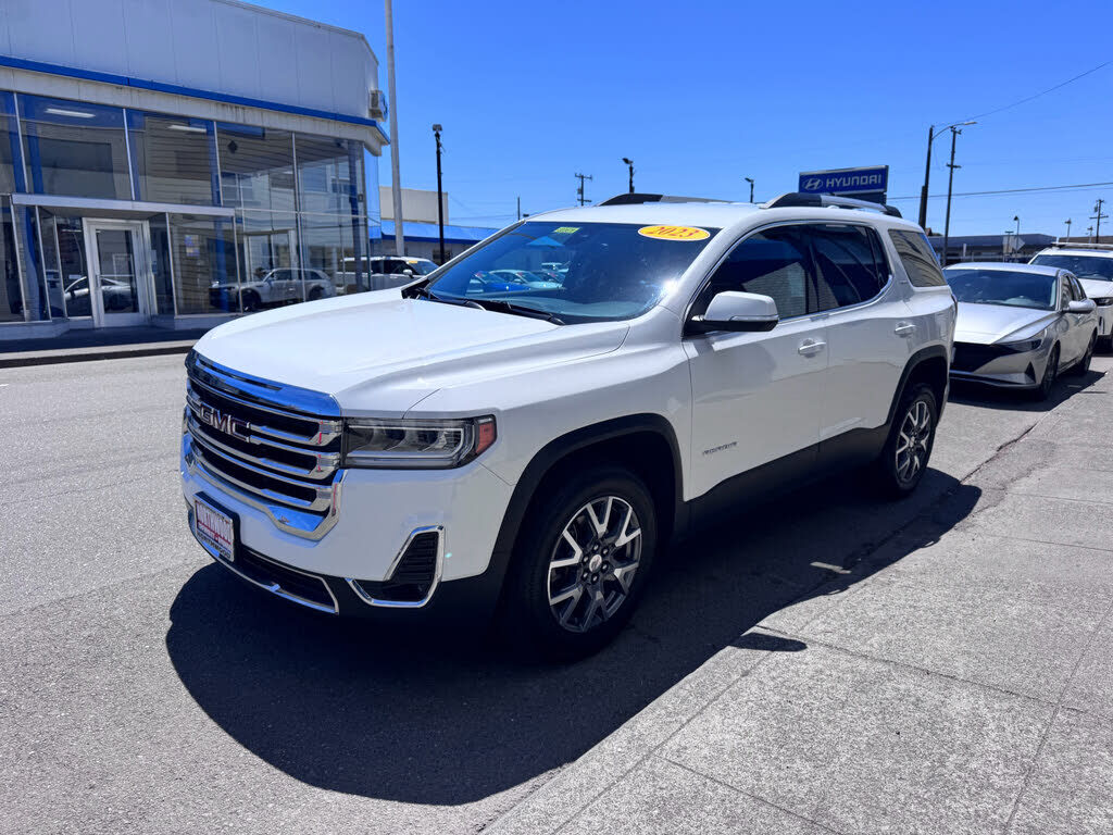 2023 GMC Acadia