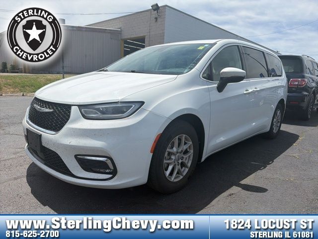 2023 CHRYSLER Pacifica