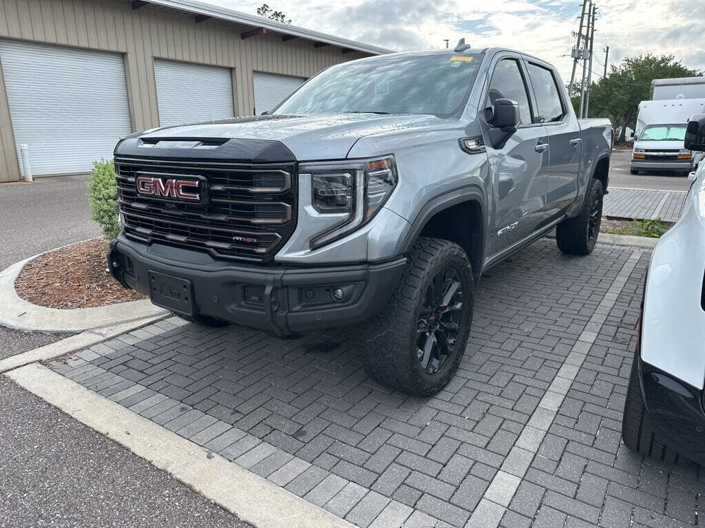 2025 GMC Sierra