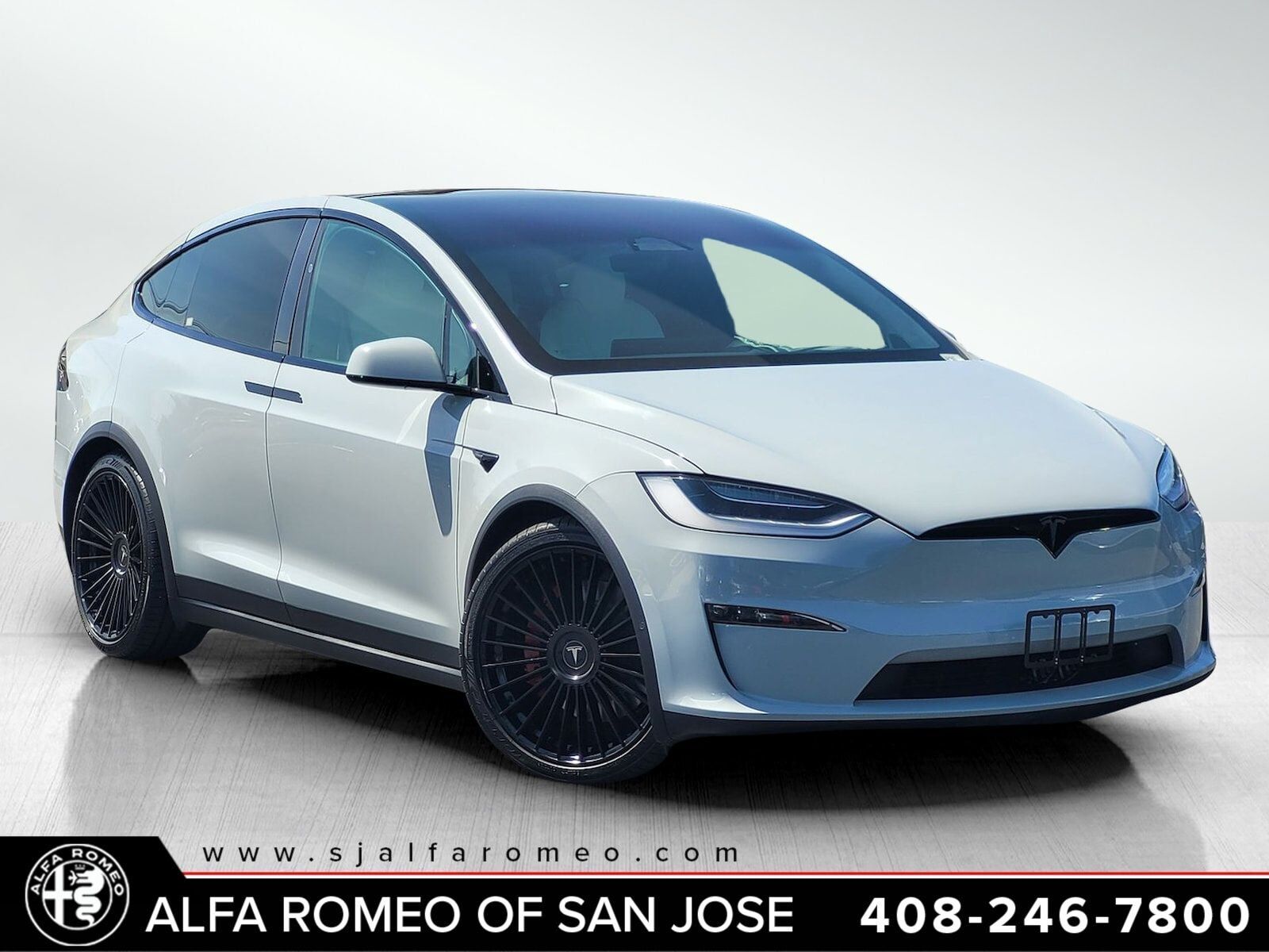 2023 TESLA Model X
