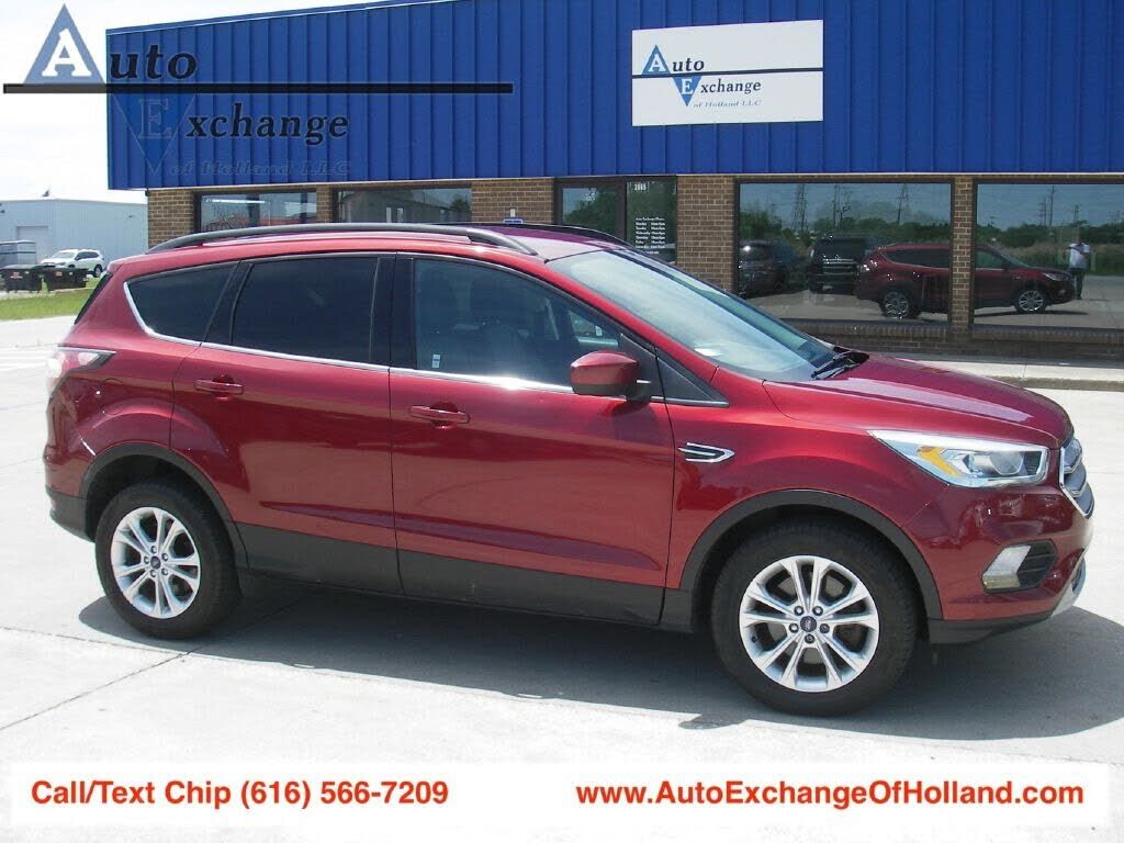 2017 FORD Escape