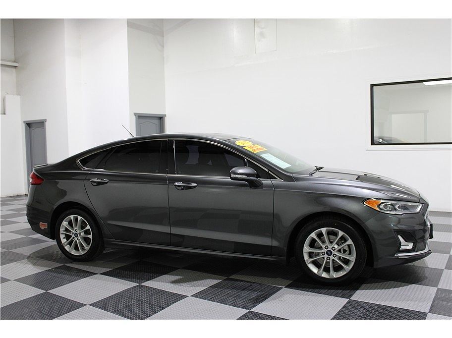 2019 FORD Fusion