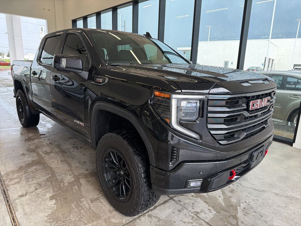 2025 GMC Sierra