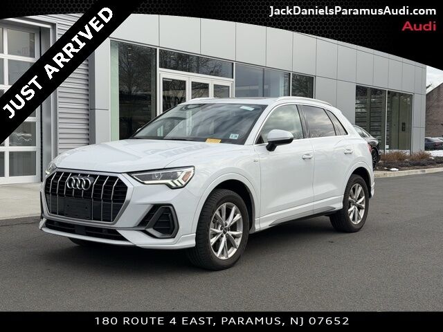 2023 AUDI Q3